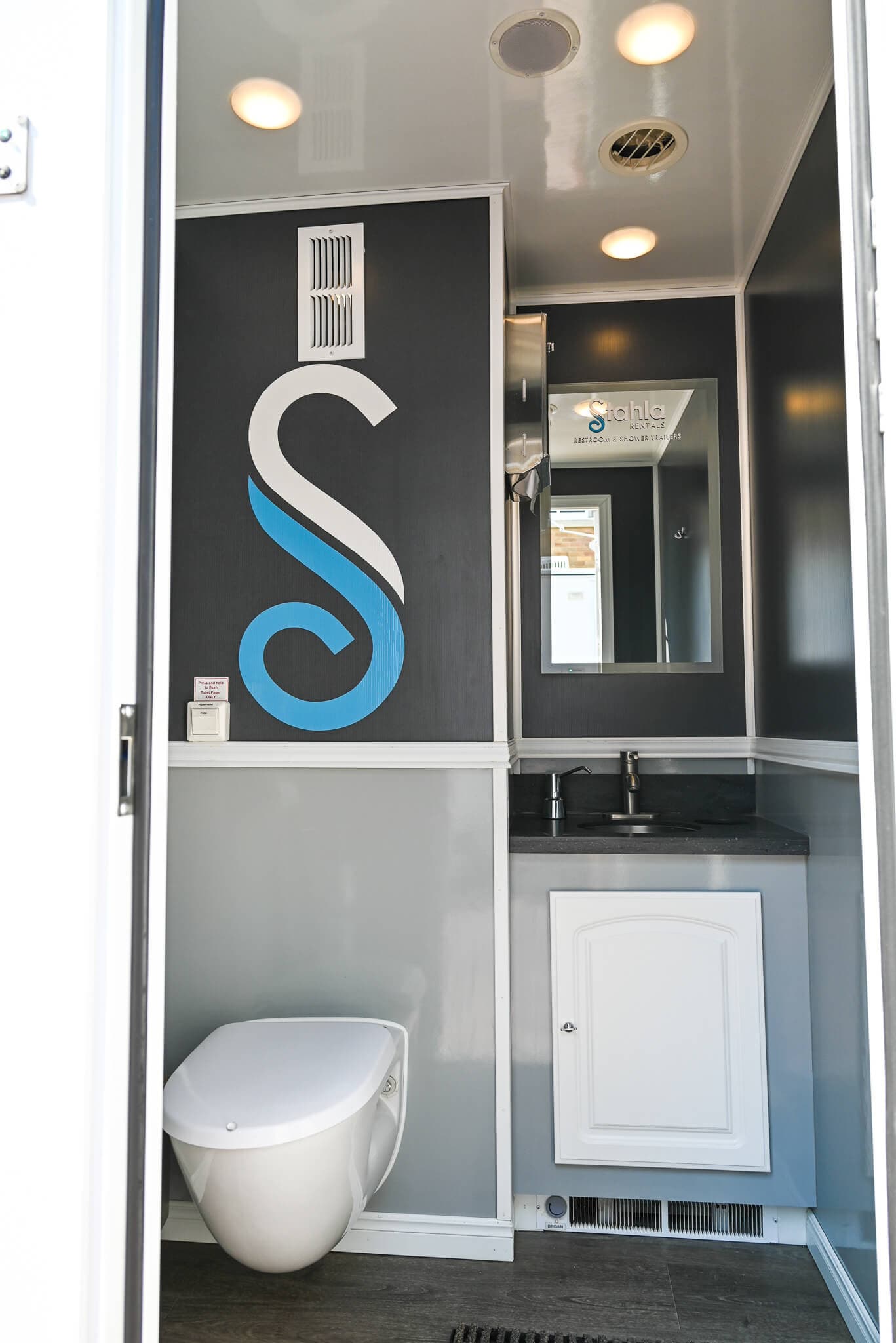 Restroom Trailers